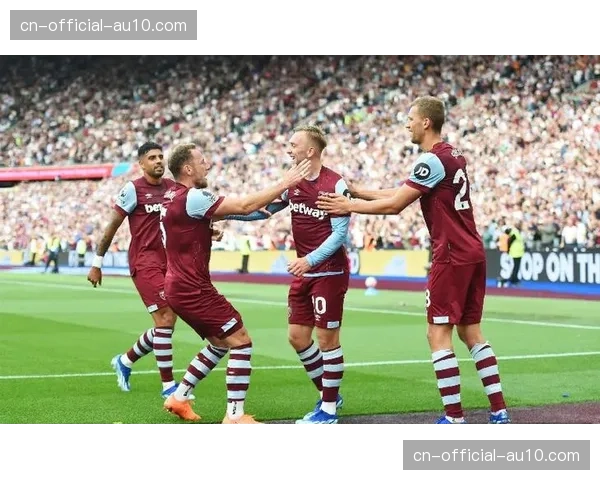 欧联杯资格争夺战，弗赖堡与霍芬海姆直接对话