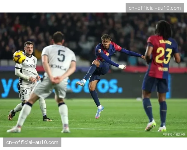 西甲第33轮：皇家马德里客场2-1绝杀巴塞罗那，领先优势扩大至8分