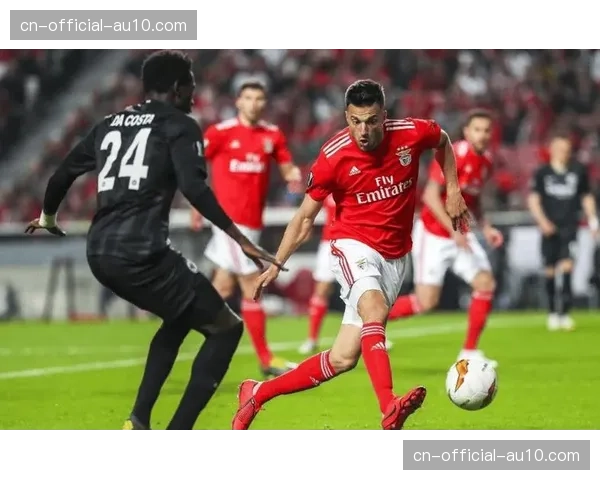 数据对比:尼斯防守对方传中成功率排名联赛第一 数据对比:尼斯防守对方传中成功率排名联赛第一